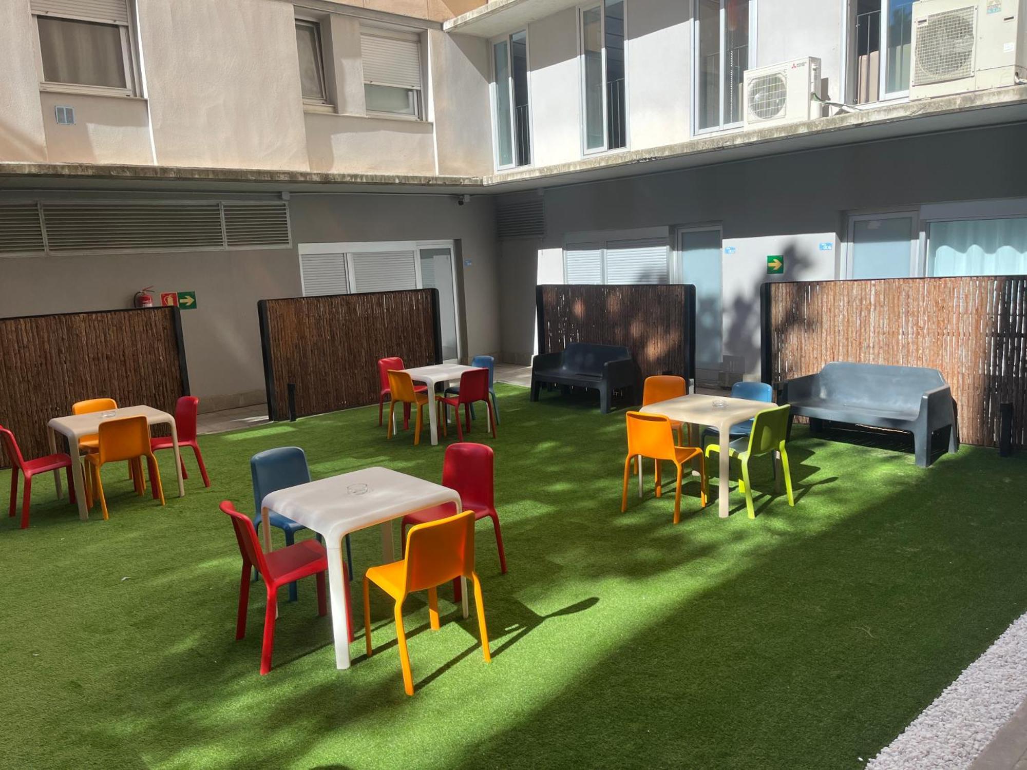 Residencia Universitaria Resa La Ciutadella Barcelona Exterior foto