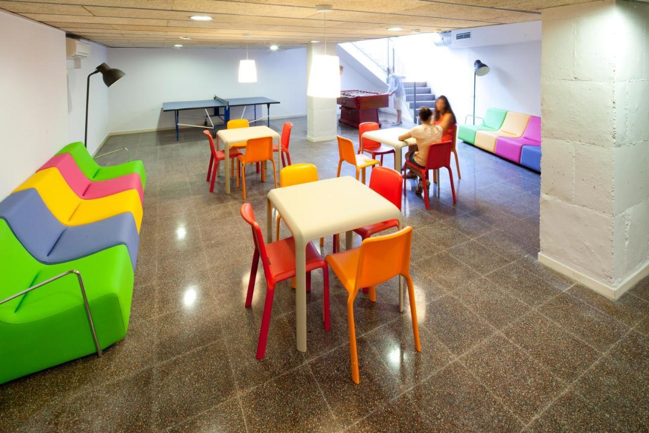 Residencia Universitaria Resa La Ciutadella Barcelona Exterior foto